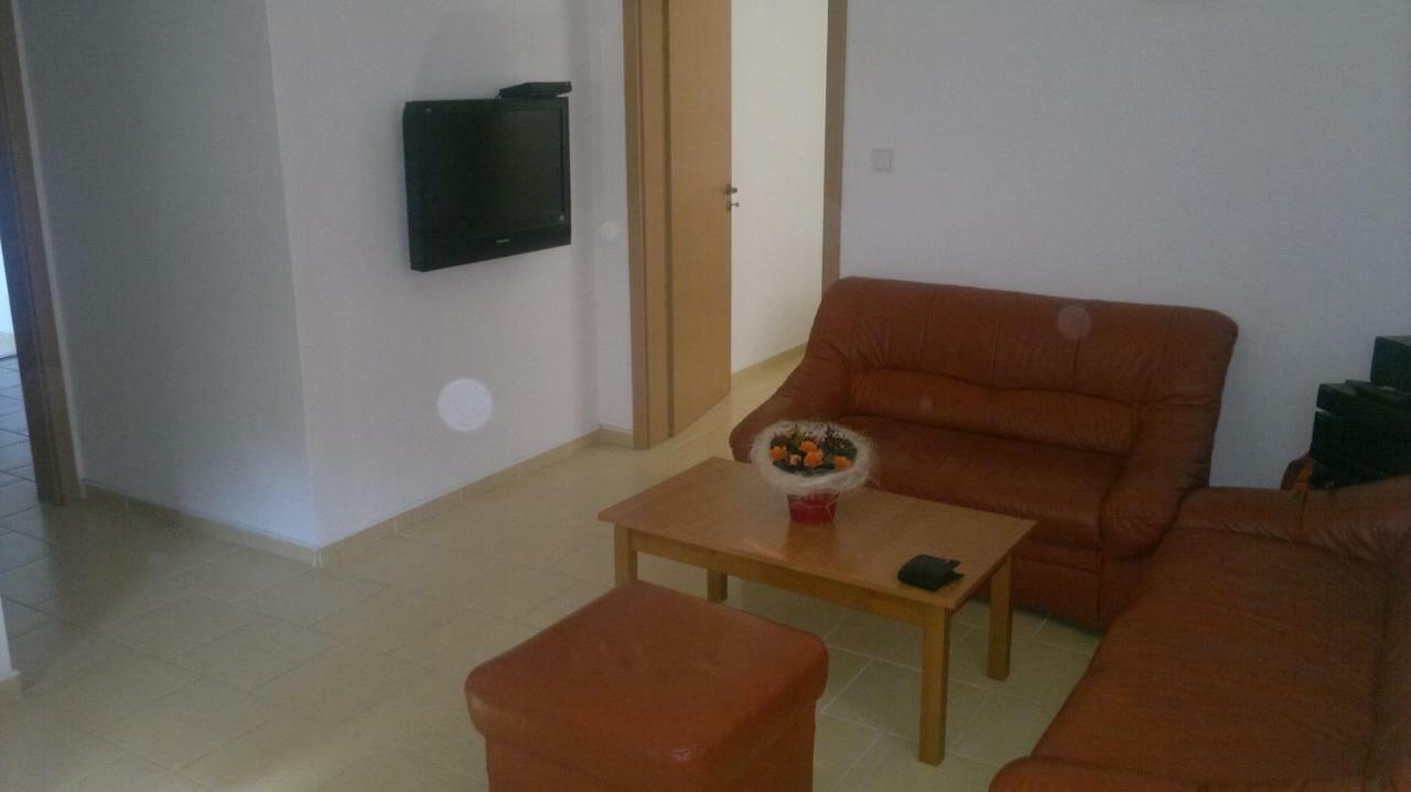 Apartman 스르니 외부 사진